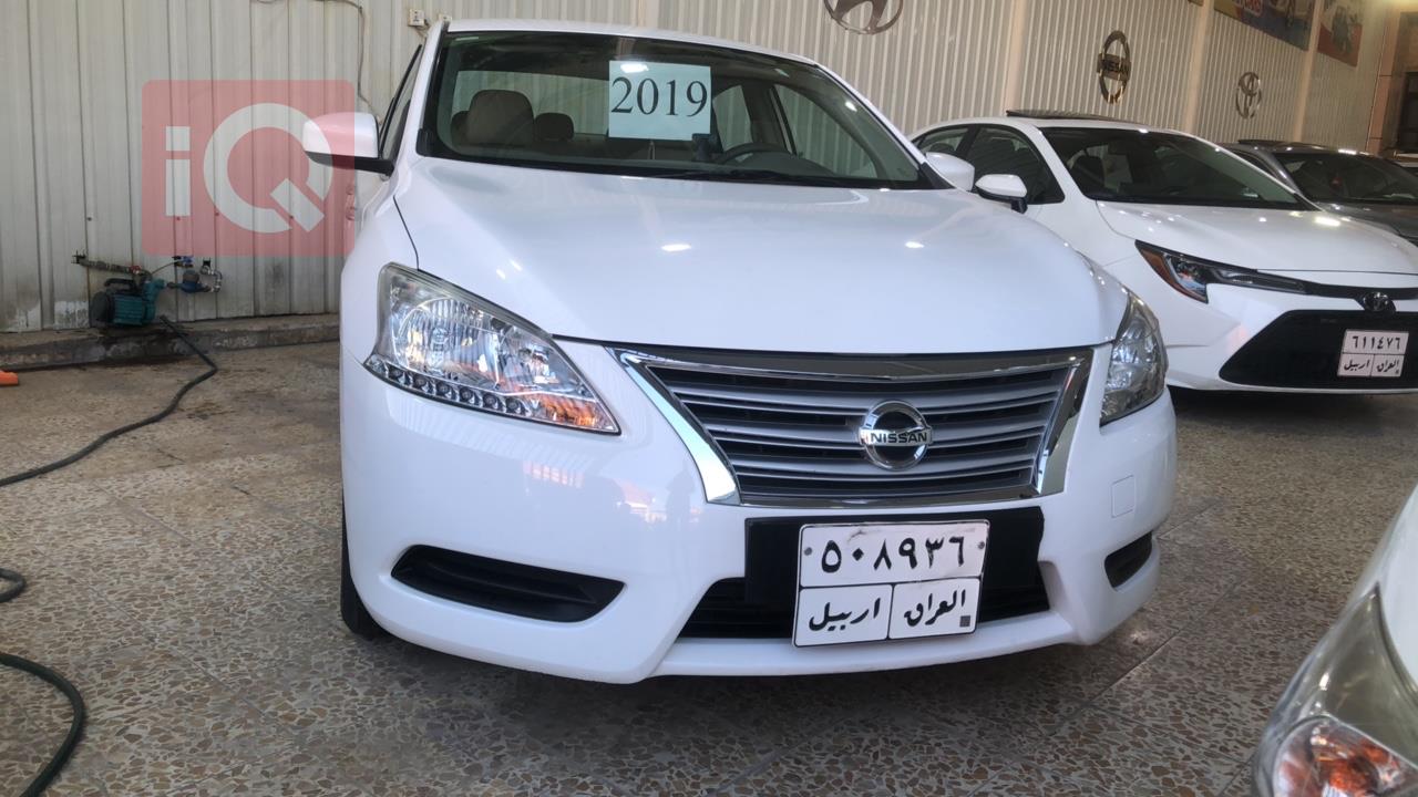 نيسان سنترا